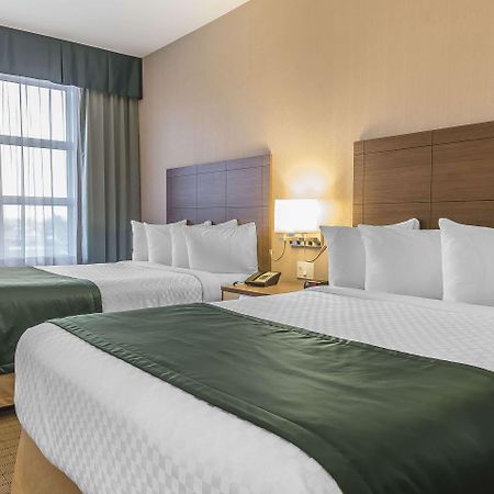 Quality Inn Sept-Iles Ngoại thất bức ảnh